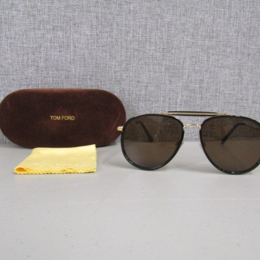 Tom Ford TF666 Tripp Sunglasses w/Case